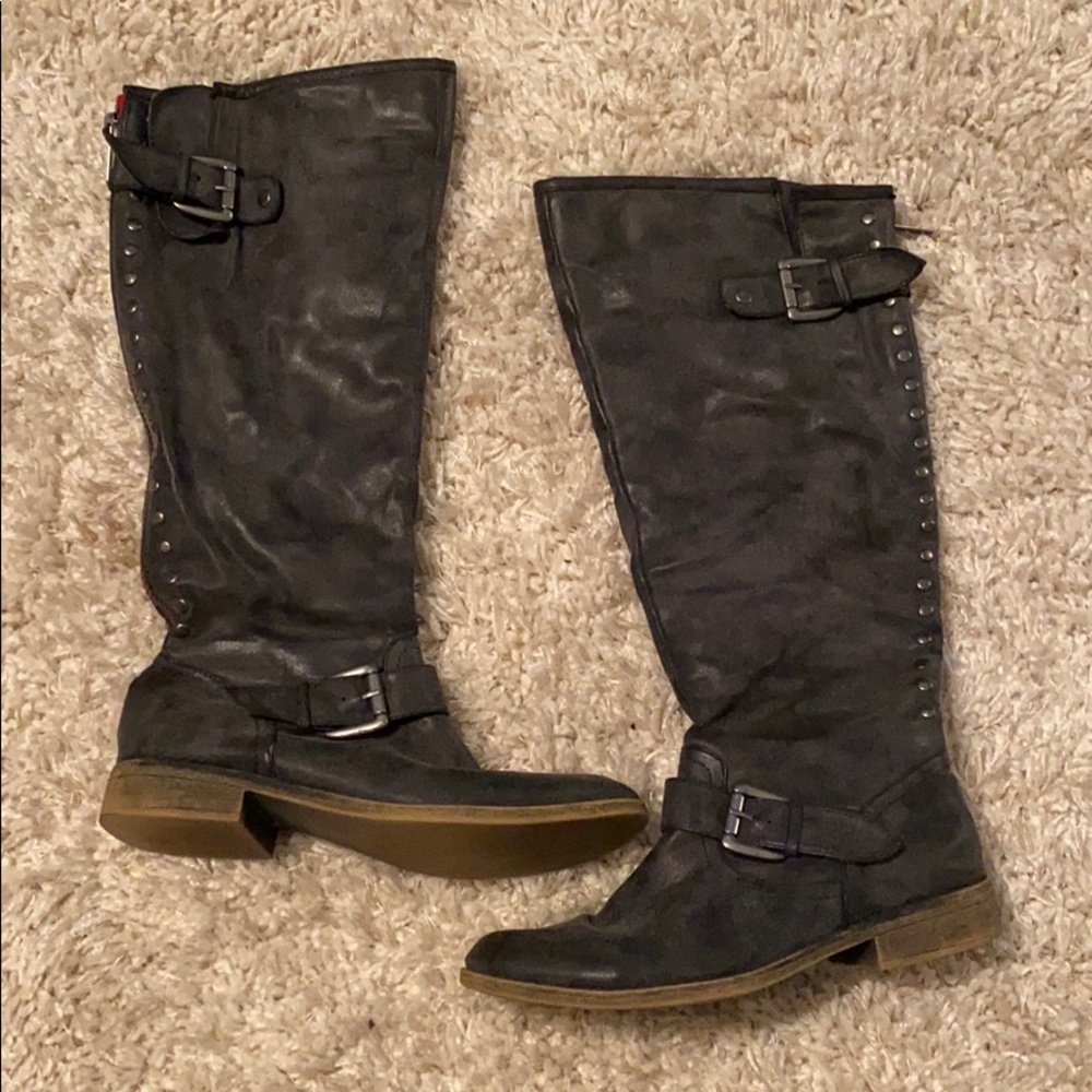 Dark grey tall boots